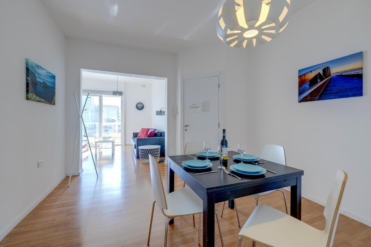 Apartment With Stunning Seaviews Sliema Eksteriør billede